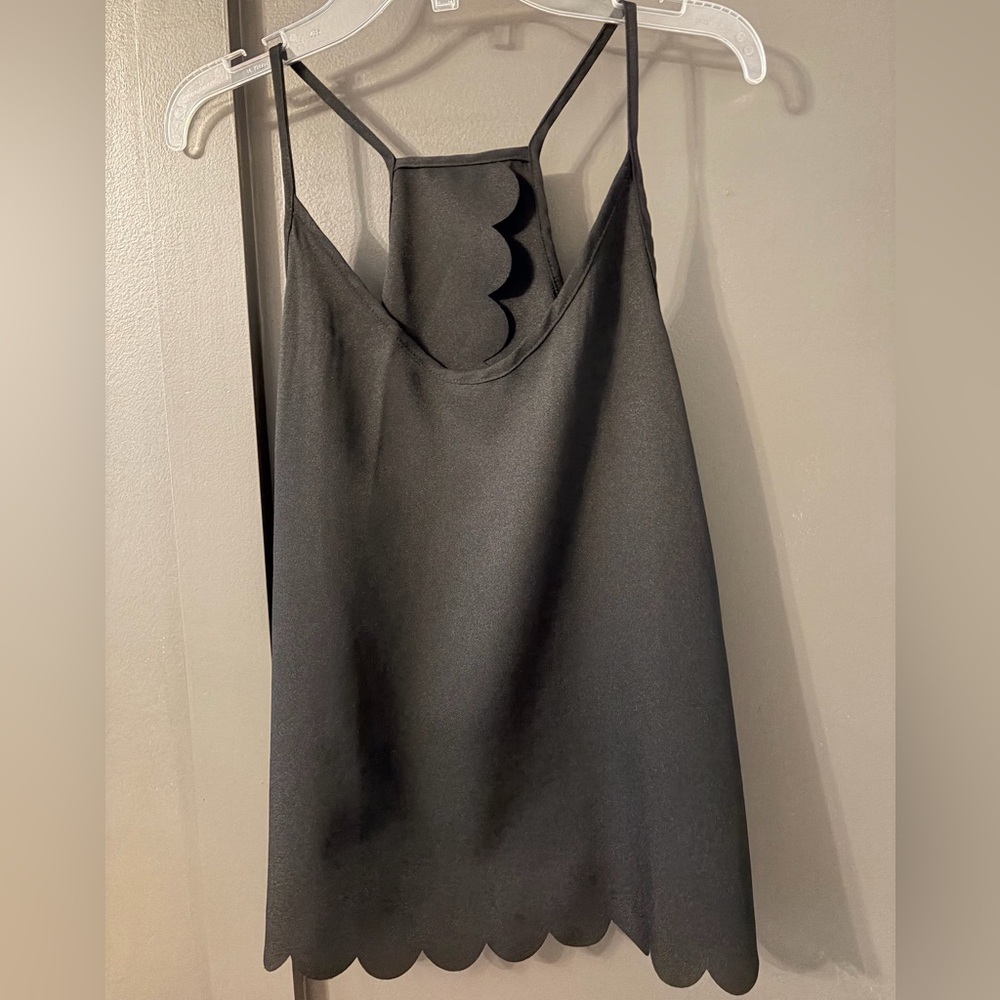 Scallop Crossover Tank